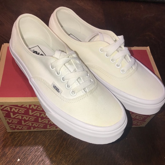 white vans size 8